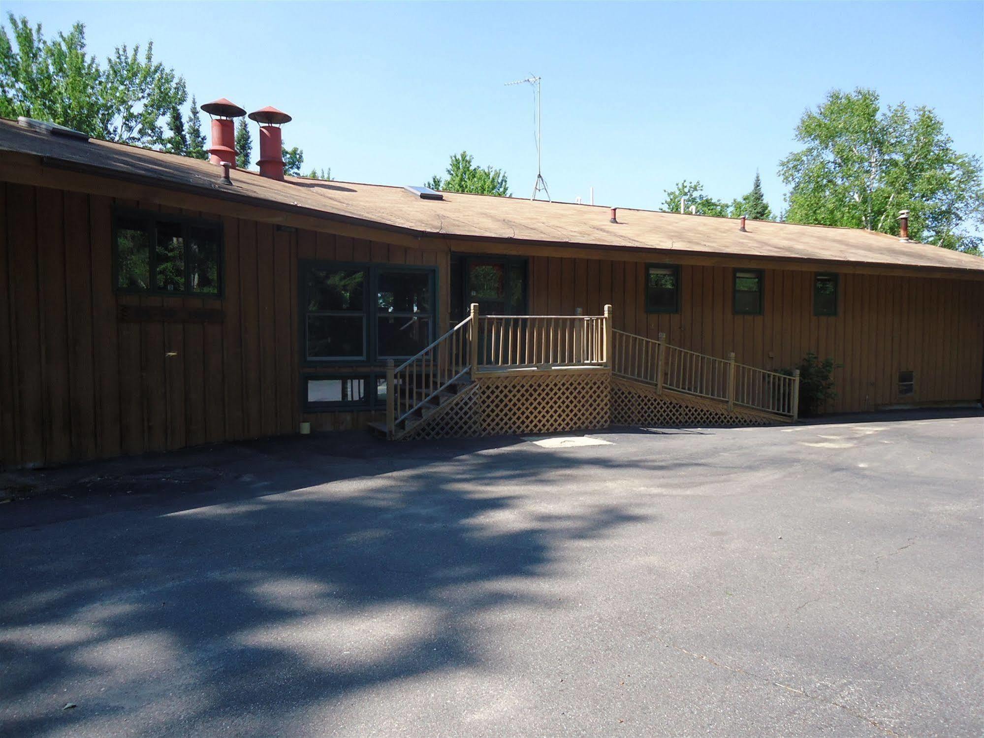 Holiday Acres Resort Rhinelander Exterior foto